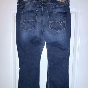 LEVI’s DENIZEN Ladies’ Modern Boot Cut